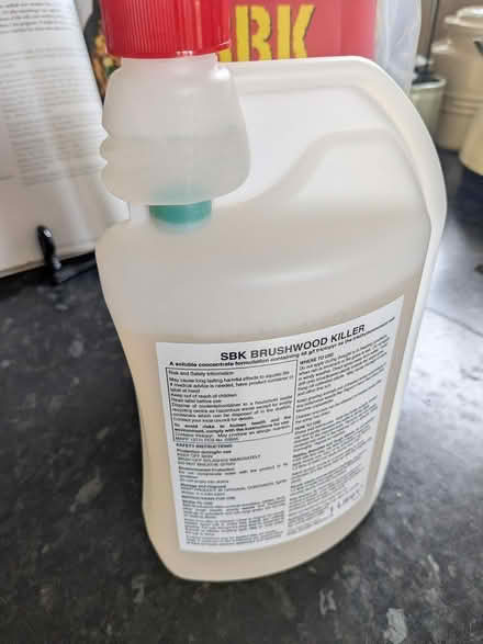 Photo of free SBK weedkiller (M32 stretford) #2