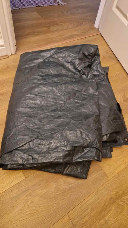 Photo of free 4m x 5m green tarpaulin sheet (Castlefield M3) #1