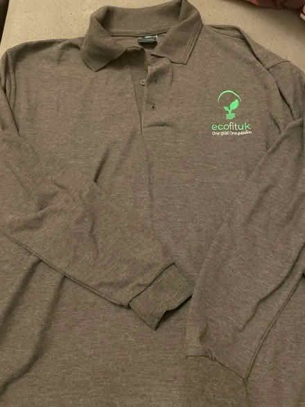 Photo of free Grey top (Norbury) #1