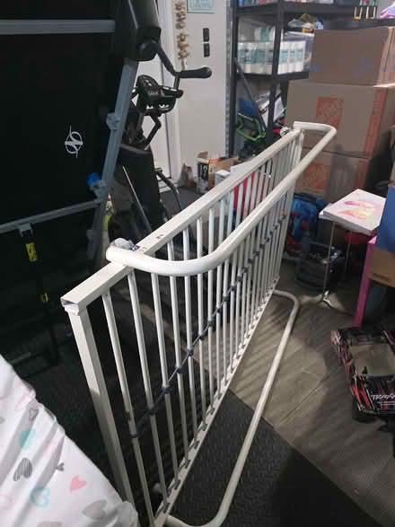 Photo of free Kids Bed with hideaway bed under (Kennewick) #1