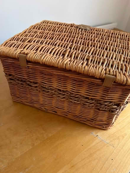 Photo of free Wicker hamper (Lower Wolvercote OX2) #4
