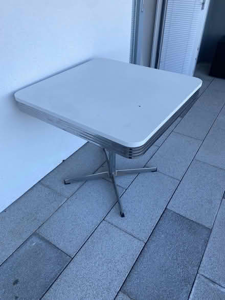 Photo of free White Diner Style Table (New Brighton CH45) #1