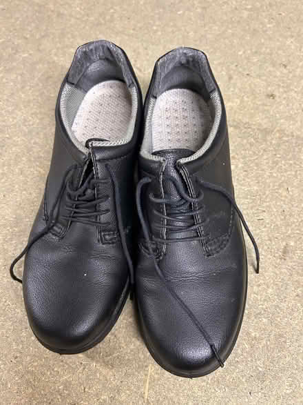 Photo of free Ladies Steel toecap safety shoes (Bury Farm LU6) #1