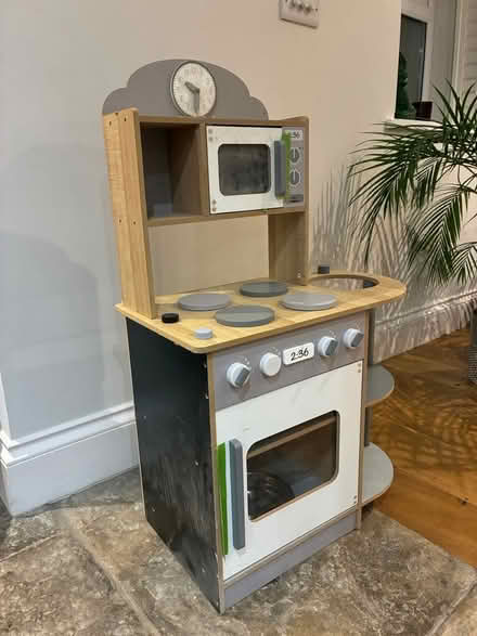 Photo of free Play kitchen (Butcombe BS40) #1