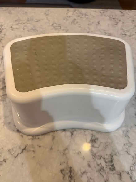 Photo of free Child’s step (Coolidge Corner, Brookline) #1