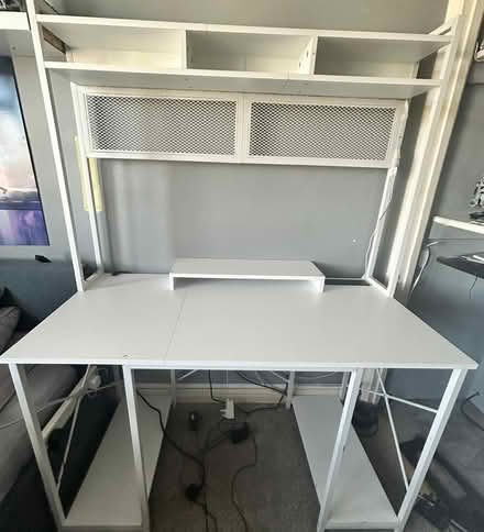 Photo of free Desk the whole unit (BR5) #1