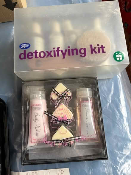 Photo of free Toiletries (Rubery B45) #1