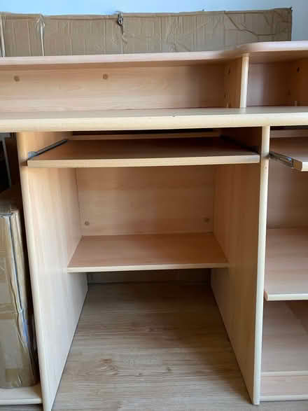 Photo of free Office desk (Surrey Quays SE16) #3