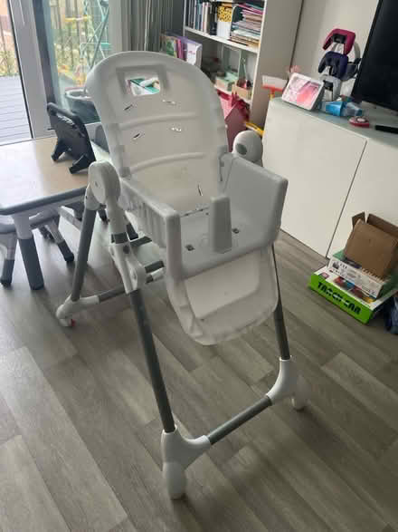 Photo of free Mama papas high chair (Whitchaple E1) #1