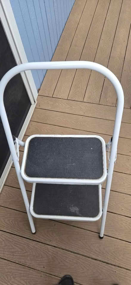 Photo of free Two step ladder/stool (Sunnyvale) #1