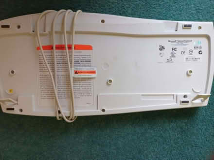 Photo of free Microsoft Computer Keyboard (Leire LE17) #1