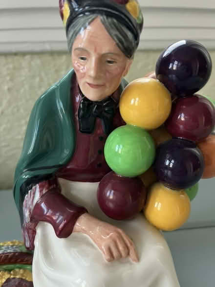 Photo of free The Old Balloon Seller (Nr Fresh Pond & Mt Auburn Cem.) #1