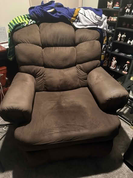 Photo of free Recliner (Guilford rd jessup) #1