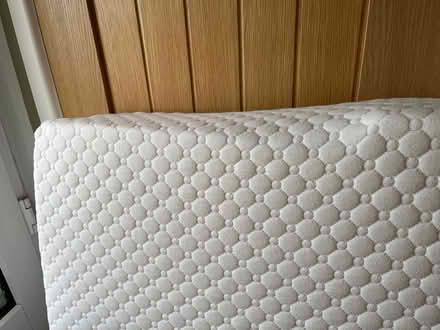 Photo of free European double mattress (HipperHolme HX3) #2