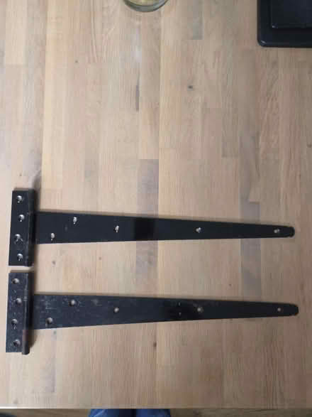Photo of free 18 inch metal tee hinges (Letchworth) #1