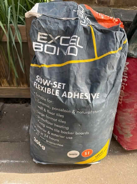 Photo of free 20kg bag slow set white adhesive (SE20 - Penge) #1