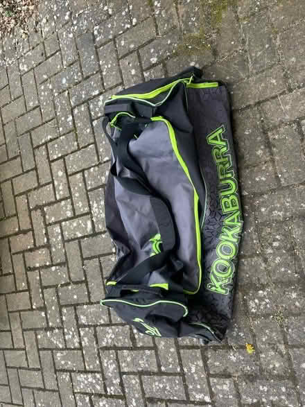 Photo of free Cricket bag with wheels (Liberton EH16) #1