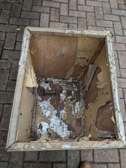 Photo of free Old fashioned tea chest (Prestbury GL52) #2