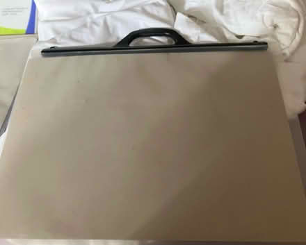 Photo of free A3 and A2 art folders (Waddon) #2