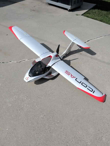 Photo of free Parkzone Icon A5 BNF (El Segundo) #1