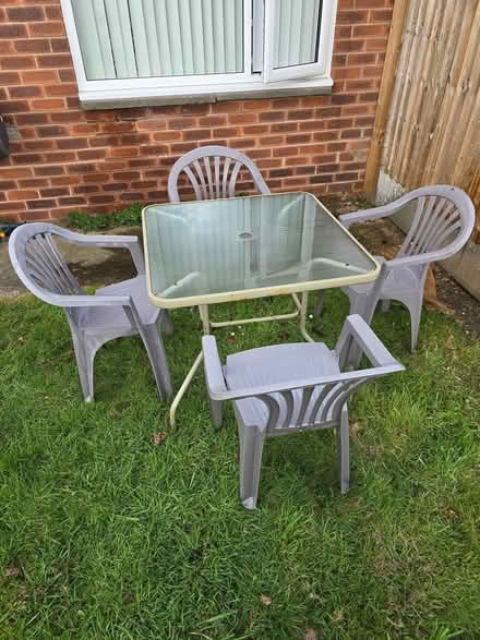 Photo of free Garden table and 4 chairs (Sutton Farm) #2