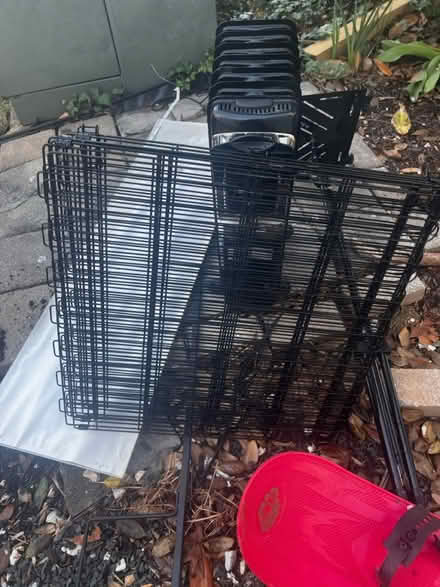 Photo of free Dog kennel (Alexandria near the Seminary) #1