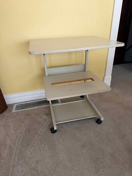 Photo of free Computer/printer rolling table (Maplewood) #2