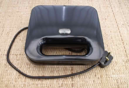 Photo of free Breville toasted sandwich maker (Ash, Aldershot) #1