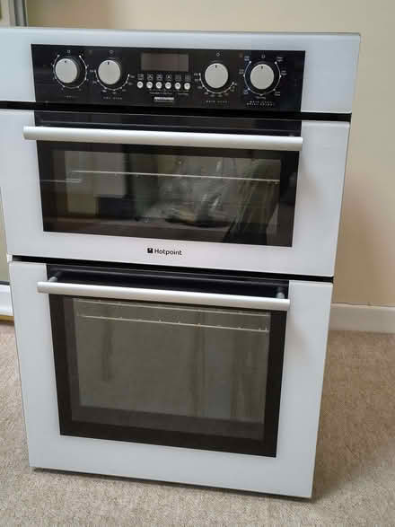 Photo of free Hotpoint double oven (New Milton BH25) #1