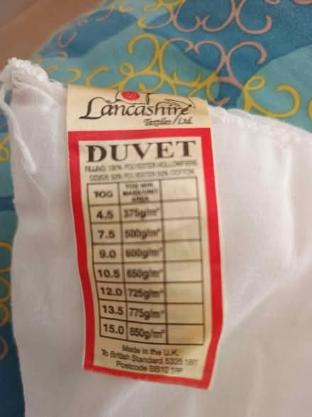 Photo of free King size polyester duvet (Lambridge) #2