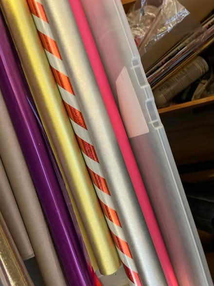 Photo of free So muchy wrapping paper (Winter Hill) #2