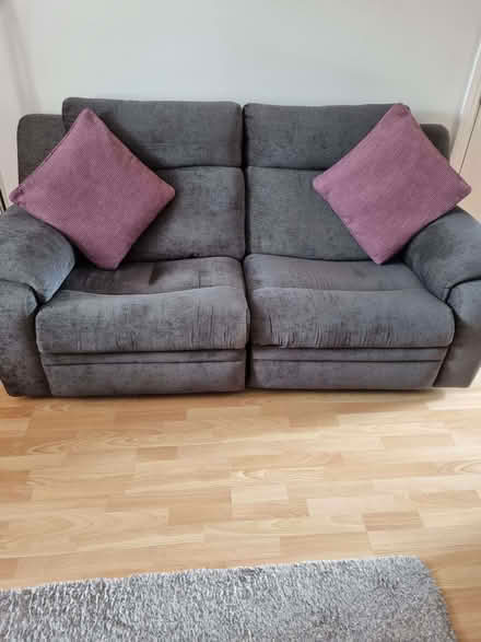 Photo of free Sofa (Meppershall SG17) #2