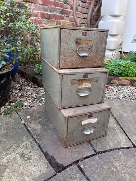 Photo of free metal drawers (Abingdon-on-Thames OX14) #1