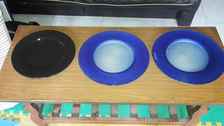 Photo of free Artistic Ceramic Dinner Plates (Queenstown, near MRT) #1