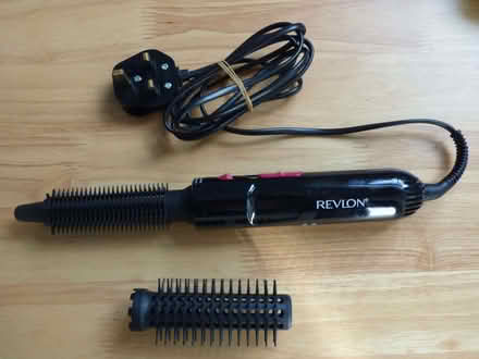 Photo of free curling tongs (Cheadle Hulme SK7) #1