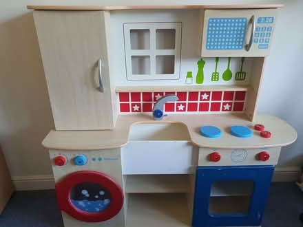 Photo of free Toy kitchen (Helensburgh G84) #1