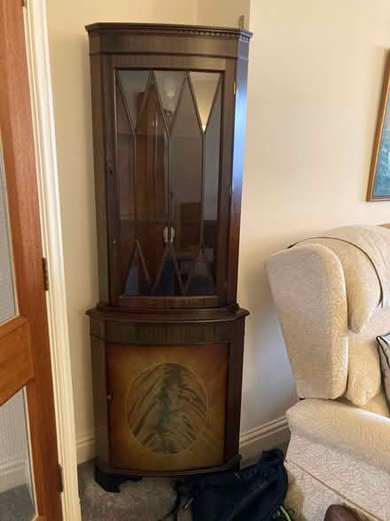 Photo of free Corner unit with glass top part. (Northam EX39) #1