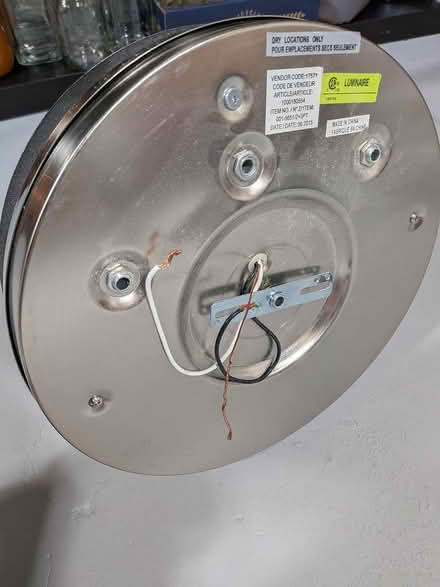 Photo of free Light fixture #2 (Fisher & Meadowlands) #2