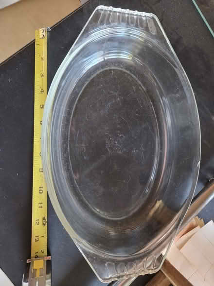 Photo of free Pyrex baking dish (Farmington @ 11 Mile) #1