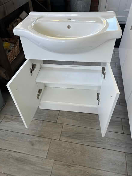 Photo of free Bathroom sink & unit (Ln8) #2
