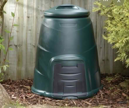 Photo of Compost bin (Long Lawford CV23) #1