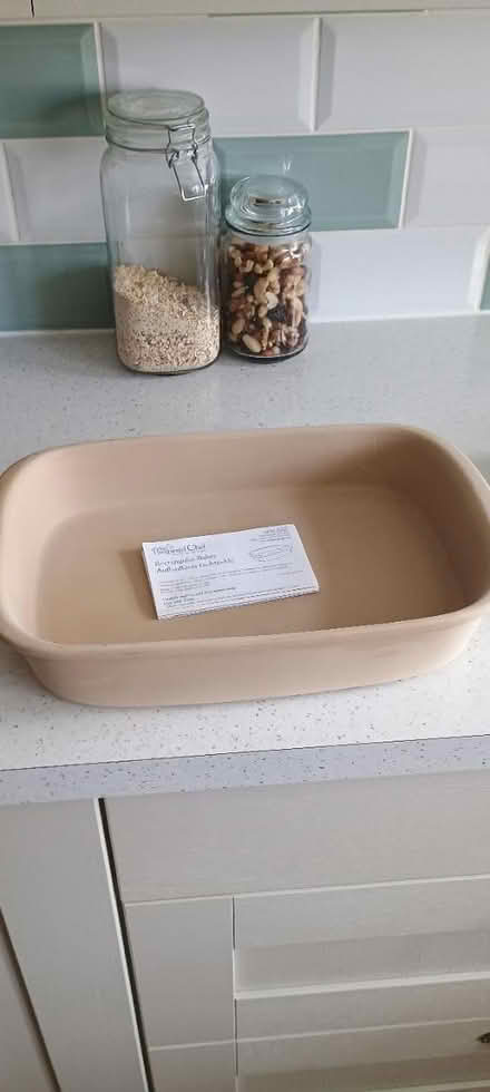 Photo of free Ovenware (Blackwater GU17) #1
