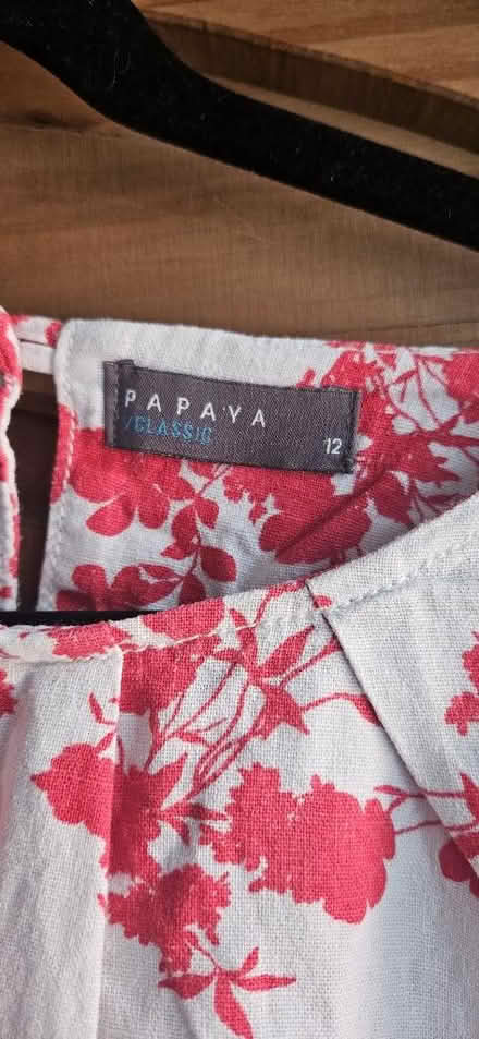 Photo of free Lovely women's top (Hope-under-Dinmore HR6) #3