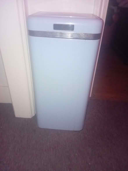 Photo of free Metal baby blue bin with electric lid. (Blacklands TN34) #1