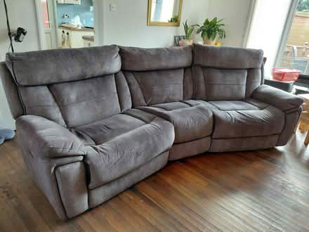 Photo of free 5 seater electric recliner (pensby) #1