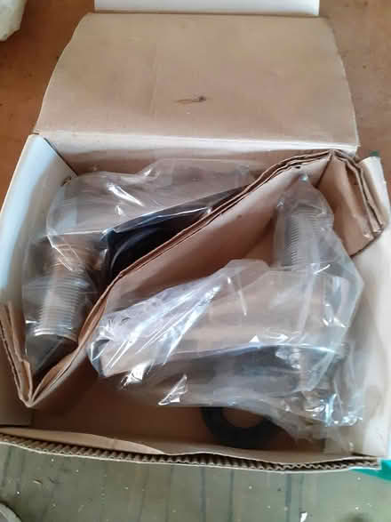 Photo of free Chromium bath taps unused (Tonbridge TN9) #1