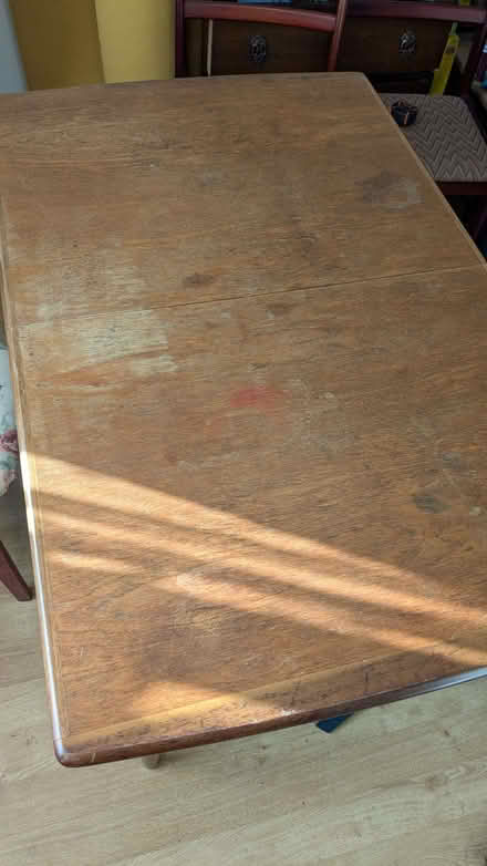 Photo of free 6 ft extending oak table (Havant PO9) #3