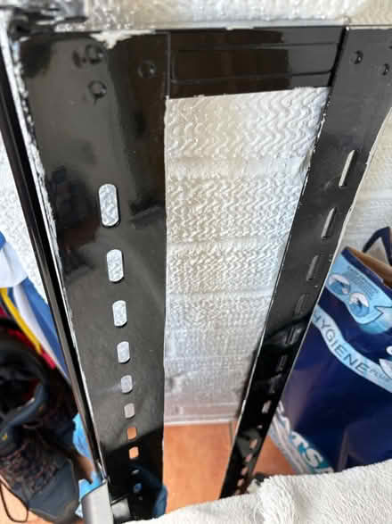 Photo of free Colour television 32 inch (Bury BL9) #3