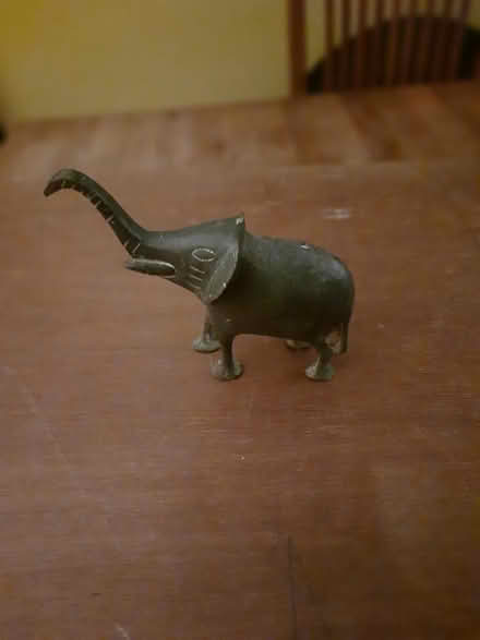 Photo of free Small brass elephant (Kew TW9) #1