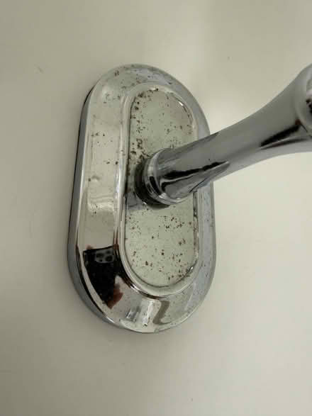 Photo of free 2-sided adjustable tabletop mirror (1075 Valencia Avenue) #4